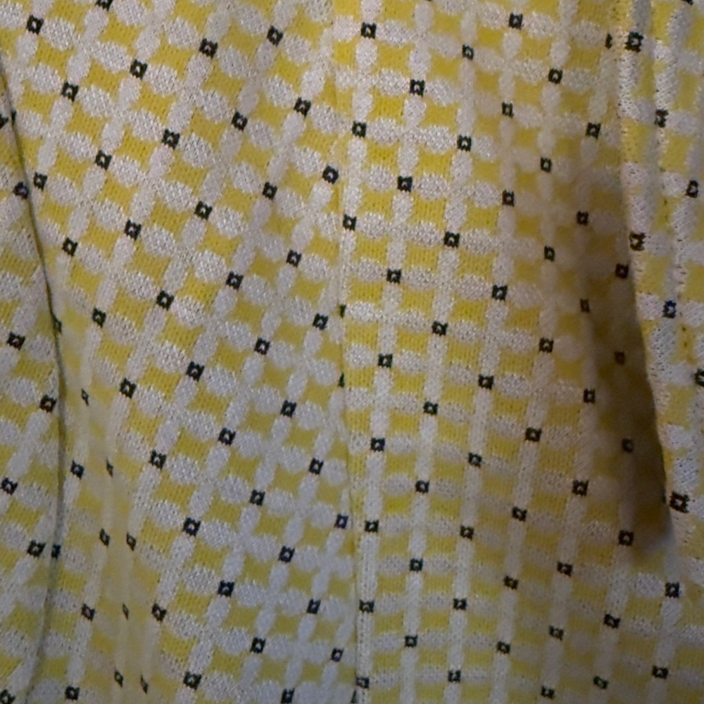 CAbi Hobnob Topper in Daffodil - Picture 8 of 10